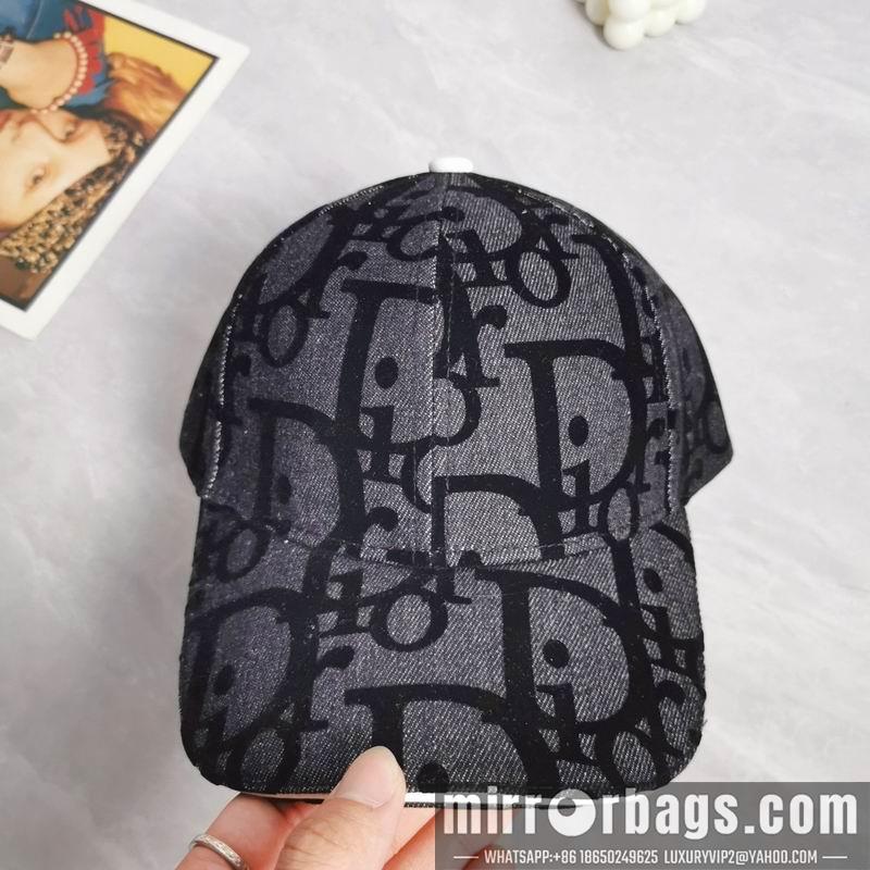 Replica Dior cap dx09