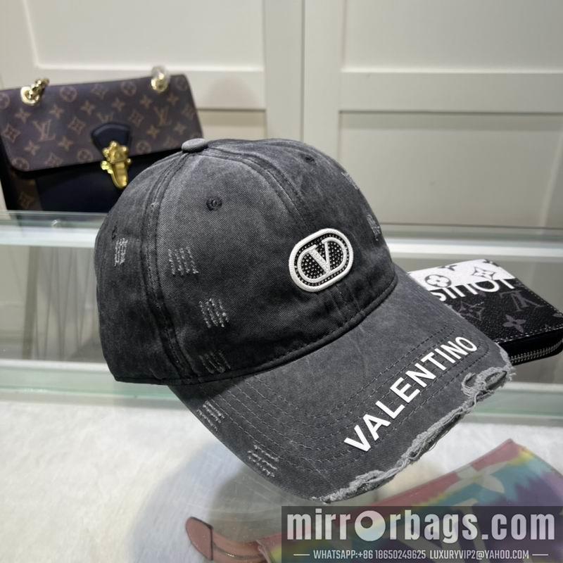 Replica Valentino Hat 042701