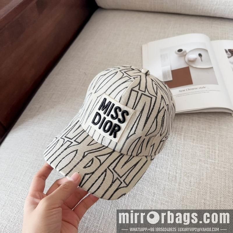 Replica Dior cap dx69