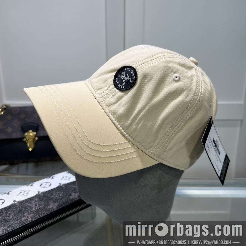 Replica Arcteryx cap dx09