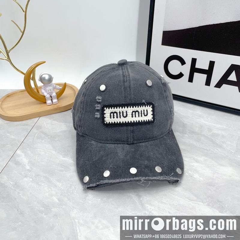 Replica Miumiu cap dx22