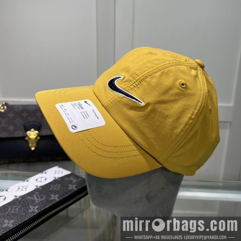 Replica Nike cap dx06
