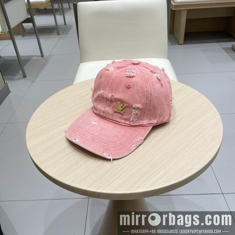 Replica LV Cap 032001