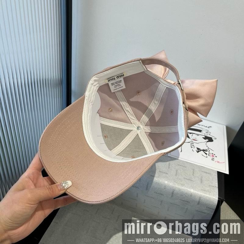 Replica Miumiu cap dx06