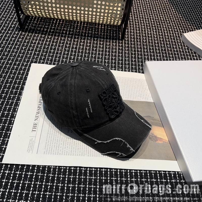 Replica Loewe cap dx08