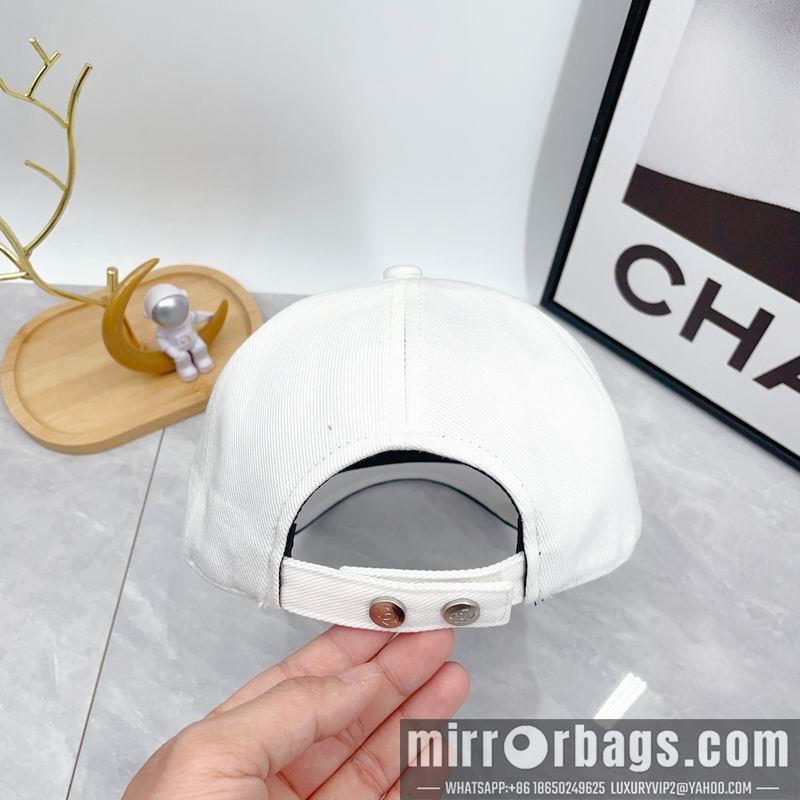 Replica Chanel cap dx39