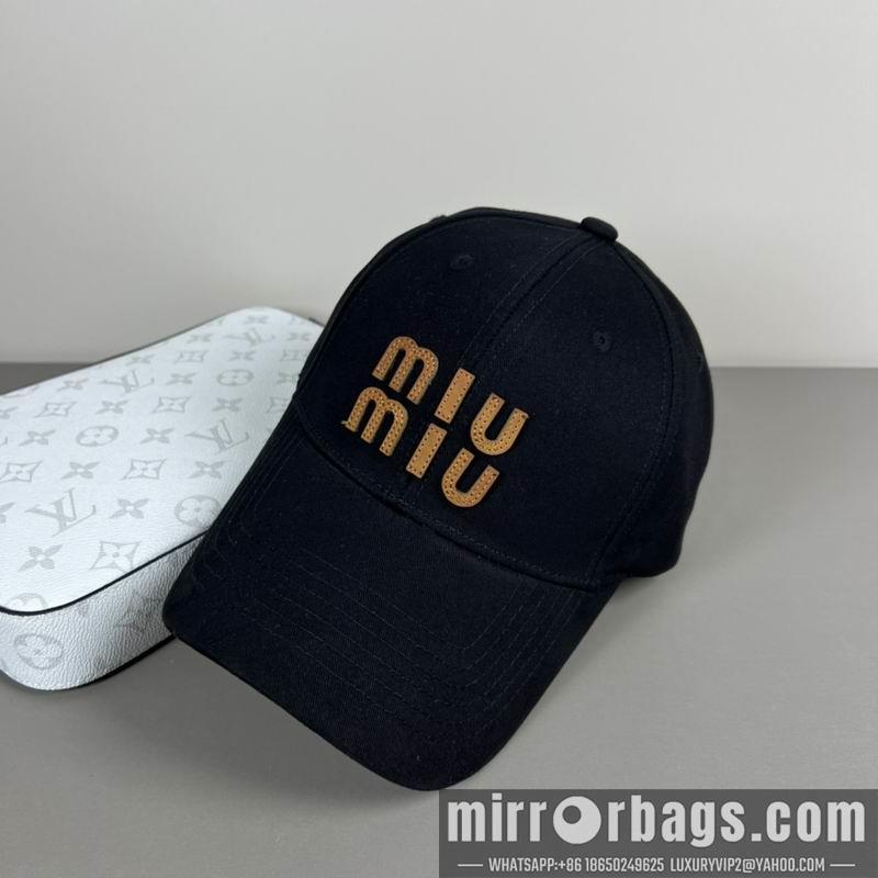 Replica Miumiu cap dx09