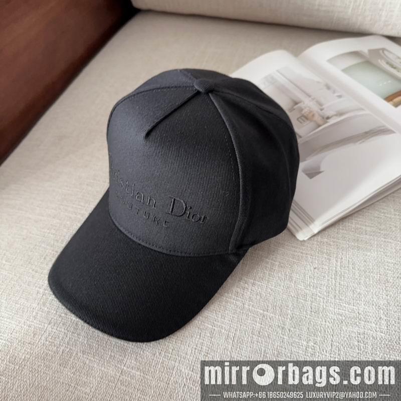 Replica Dior cap dx09