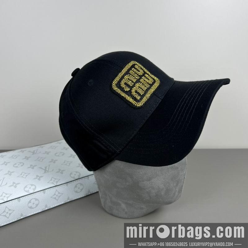 Replica Miumiu cap dx20