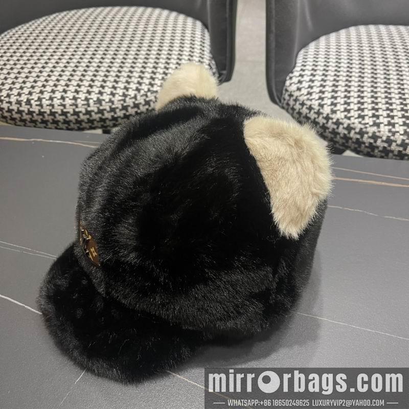 Replica LV cap 081004