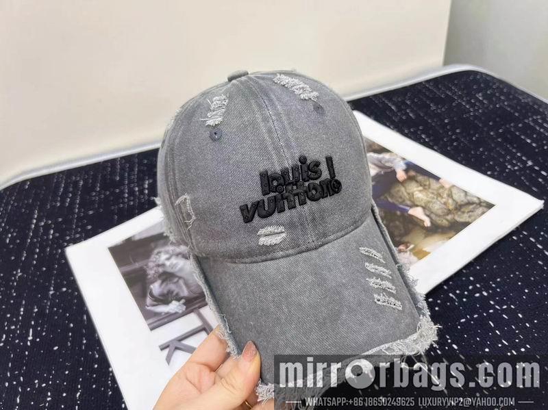 Replica LV cap dx109