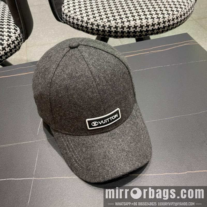 Replica LV cap 121401