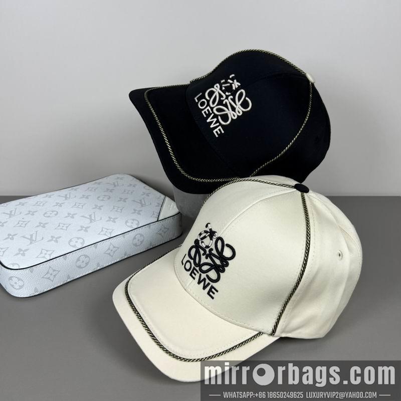 Replica Loewe cap dx47