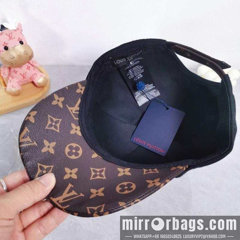 Replica LV cap dx08