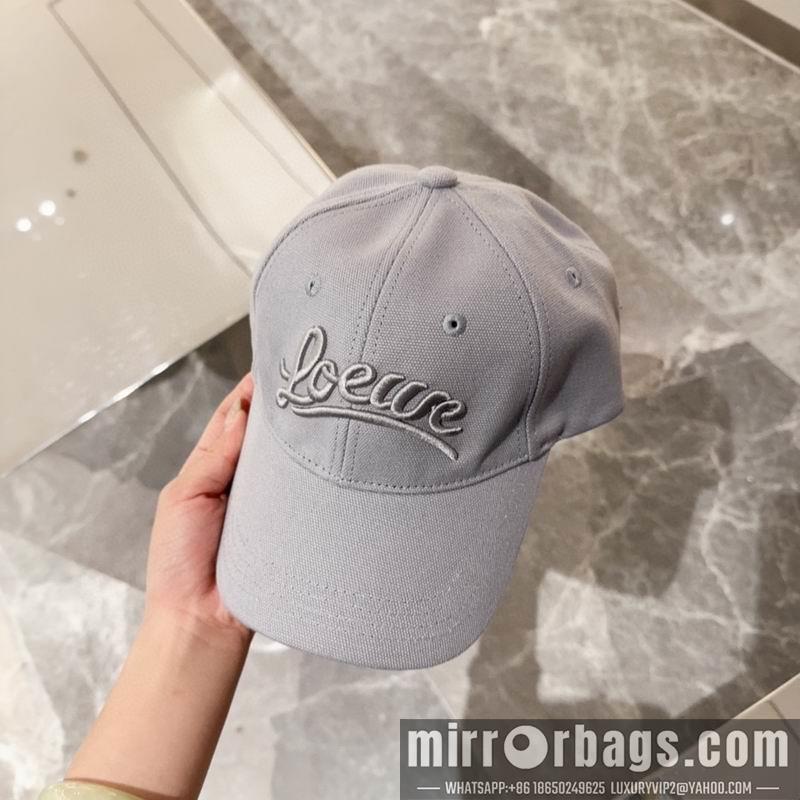 Replica Loewe cap dx44