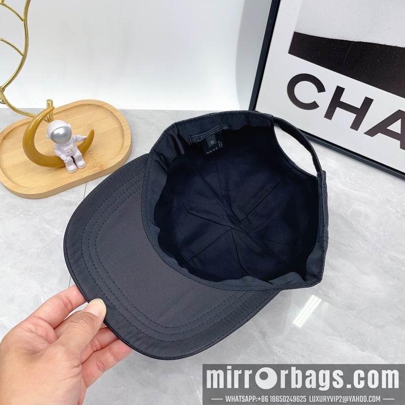 Replica Prada Cap dx76