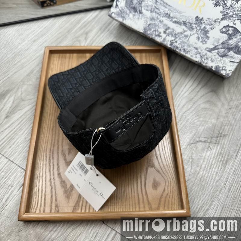 Replica Dior cap dx07