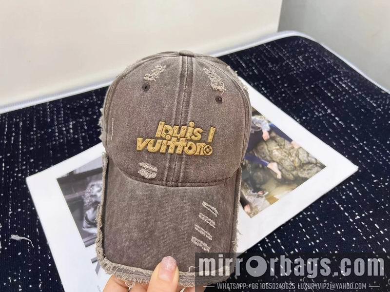 Replica LV cap dx109