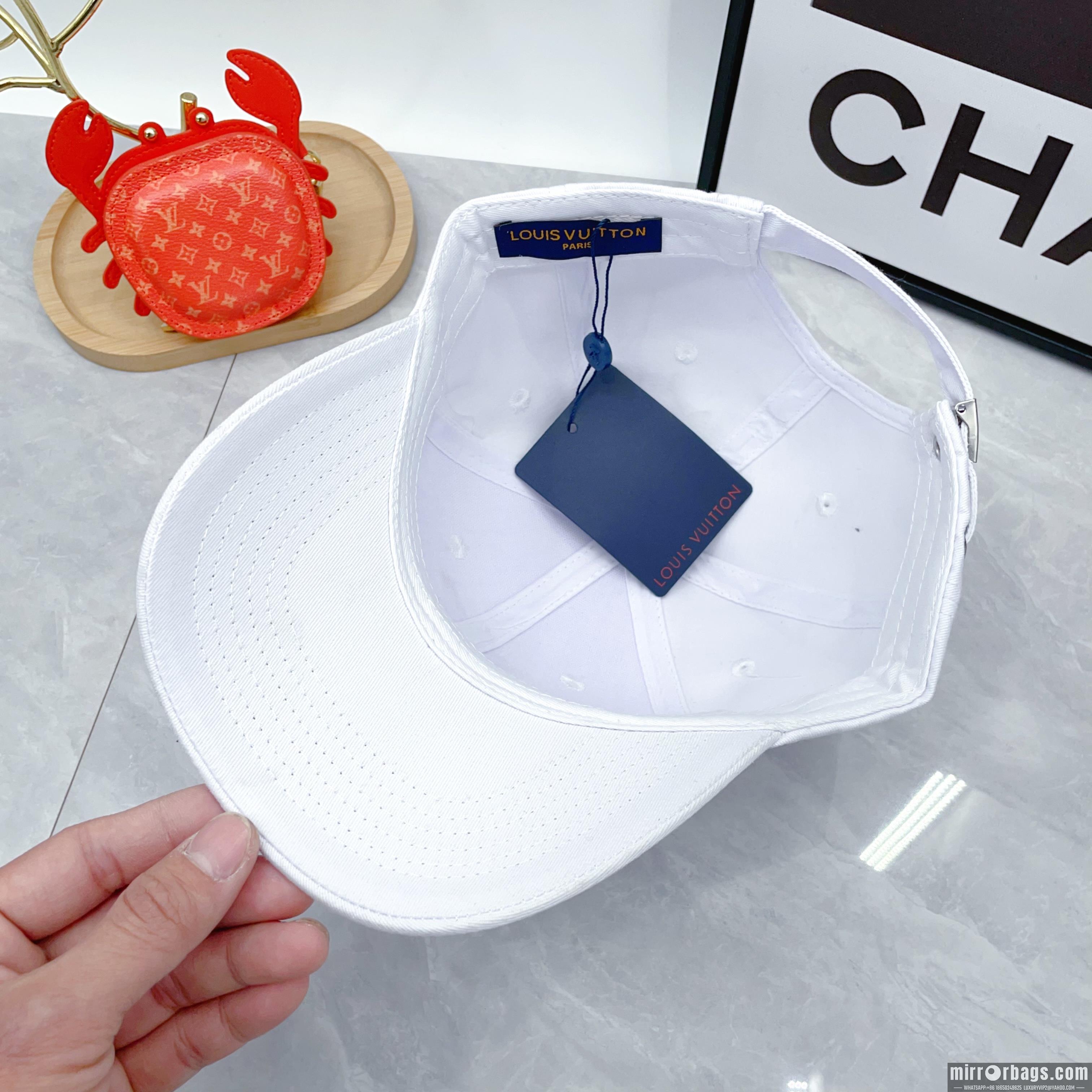 Replica LV Hat dx04