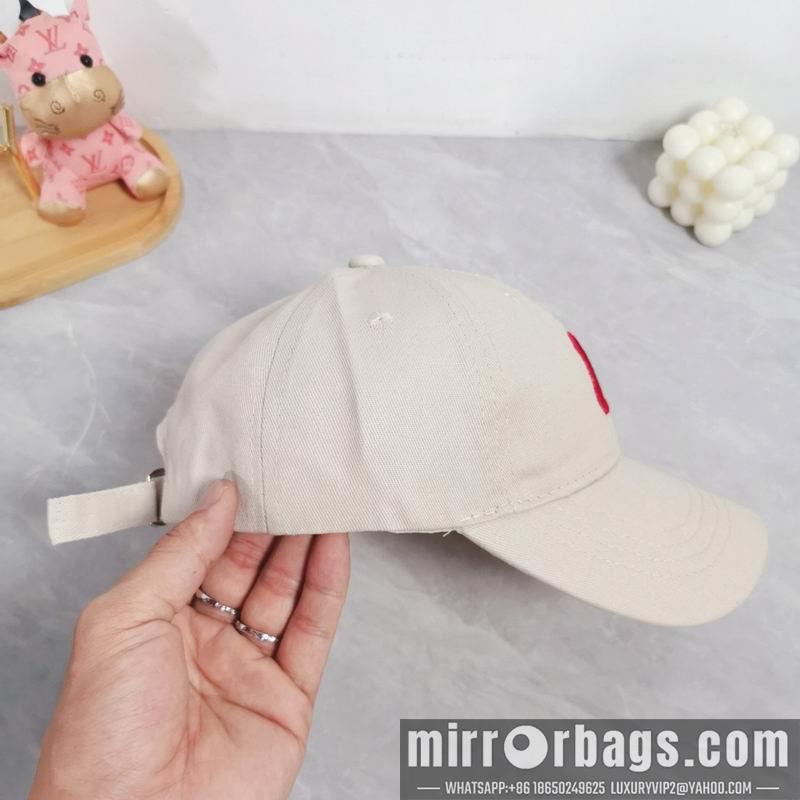 Replica Celine cap dx04