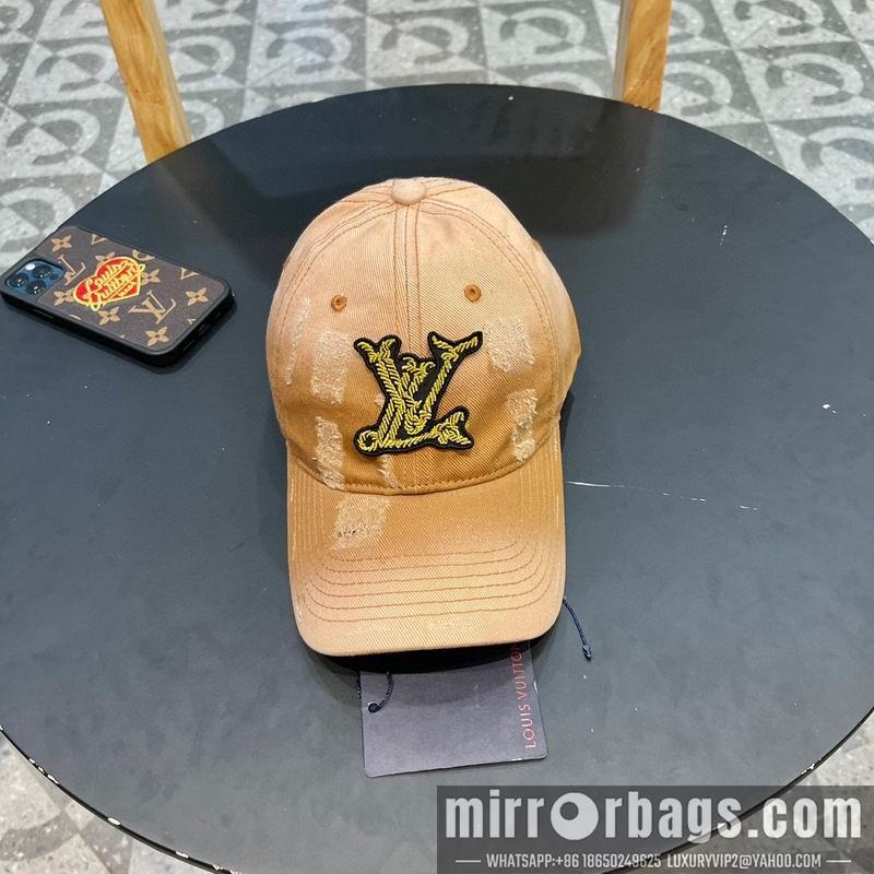 Replica LV cap 042810