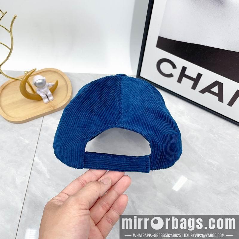 Replica Miumiu Cap dx34