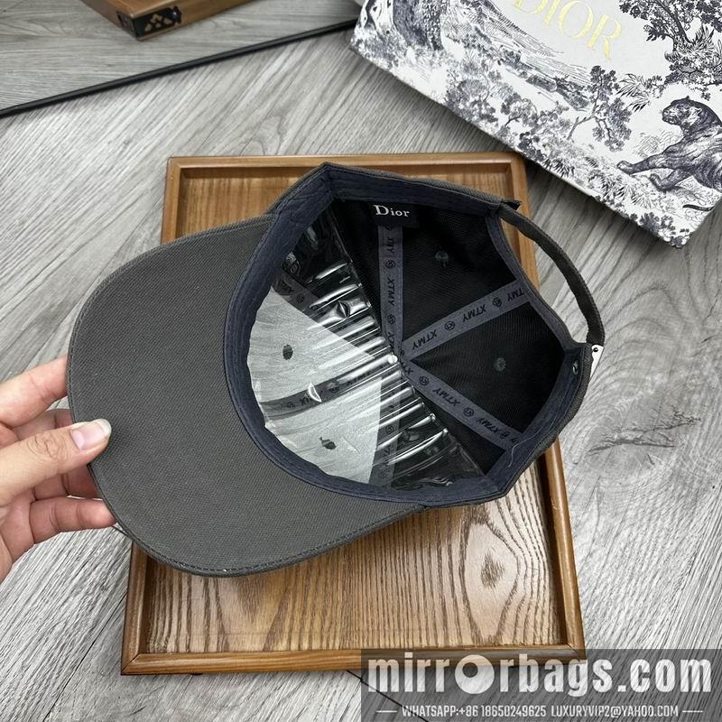 Replica Dior cap dx11