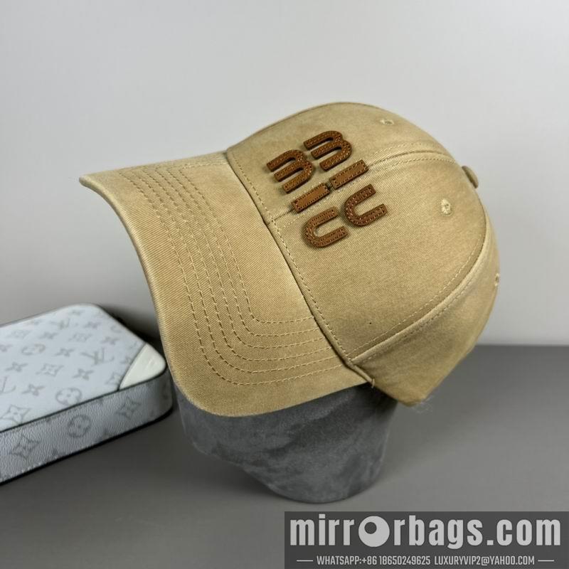 Replica Miumiu cap dx09