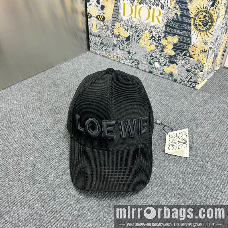 Replica Loewe cap dx30