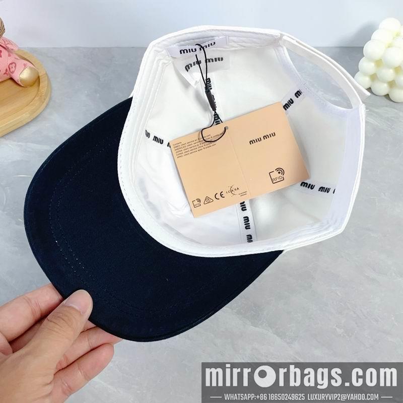 Replica Miumiu cap dx58