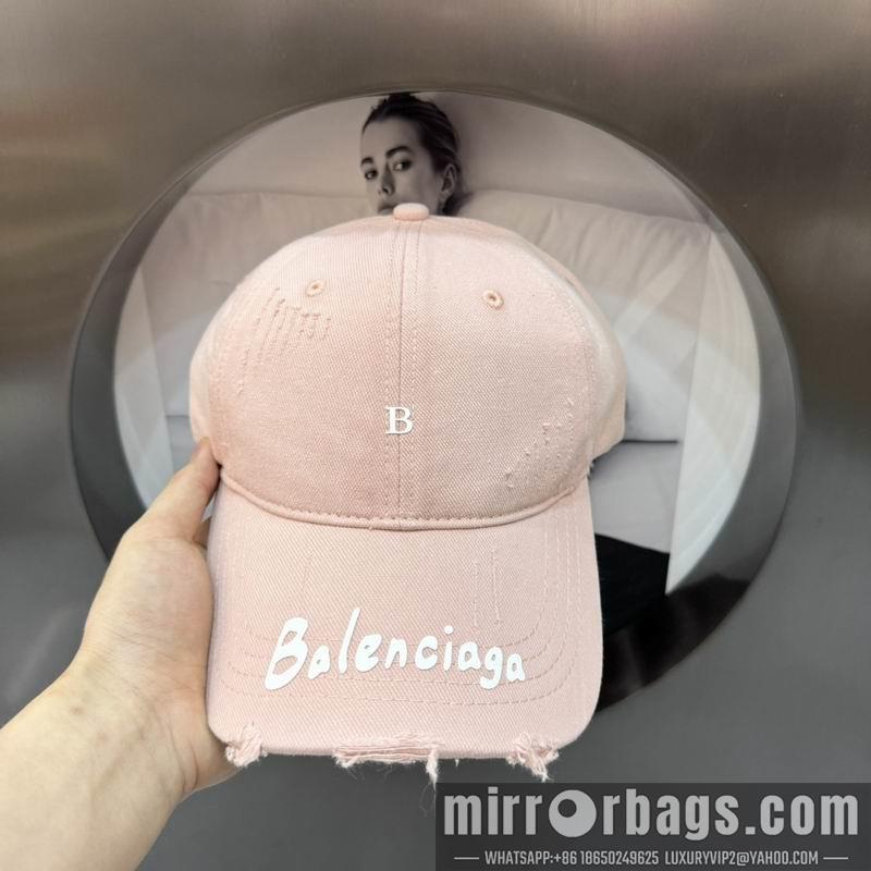 Replica Balenciaga Cap hm40