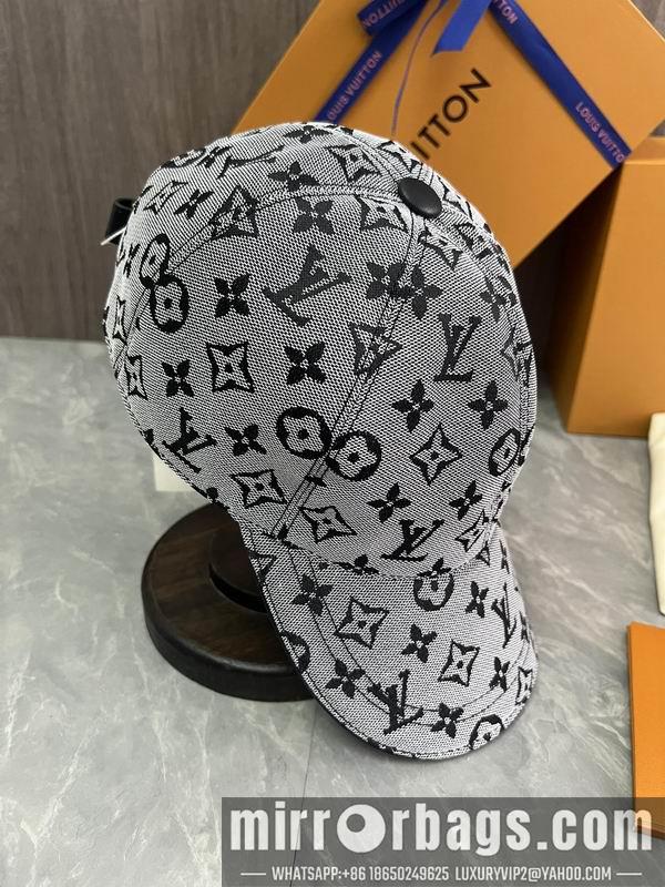 Replica LV Hat dx109
