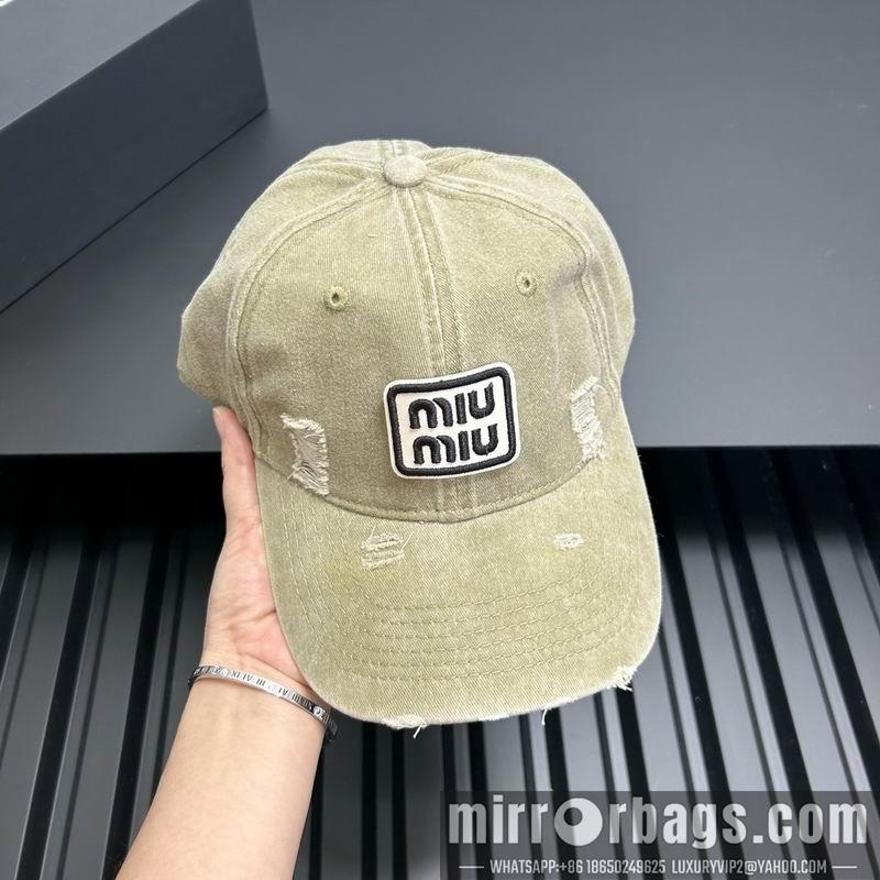 Replica Miumiu cap dx03