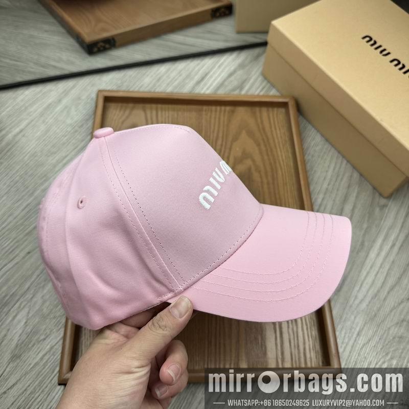Replica Miumiu cap dx60