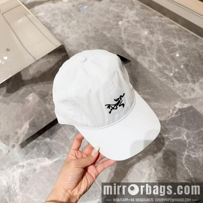 Replica Arcteryx cap dx11