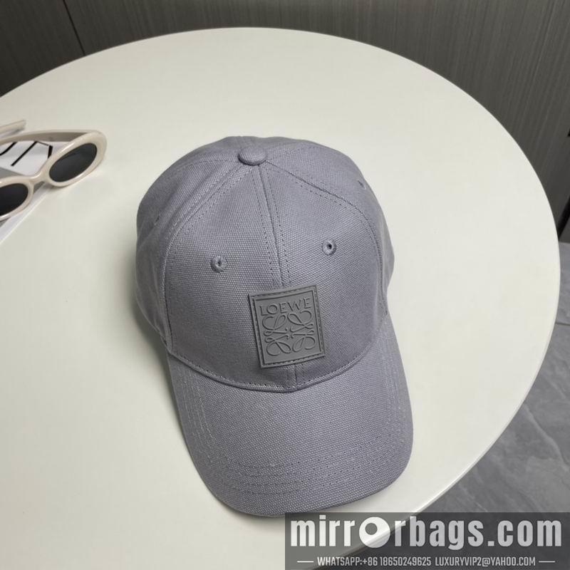 Replica Loewe Hat dx33