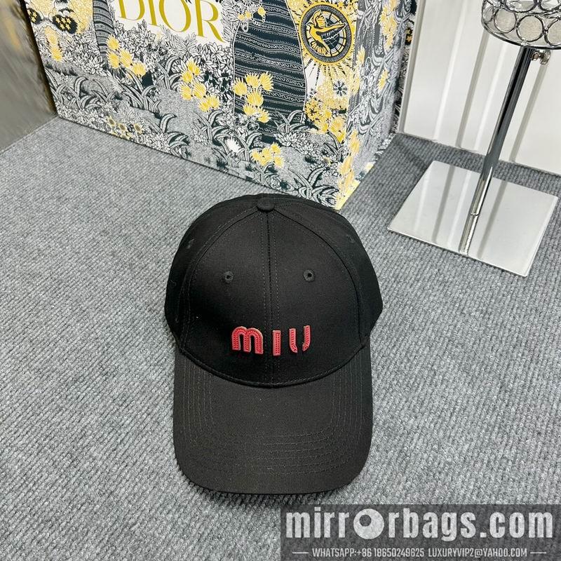 Replica Miumiu cap dx75