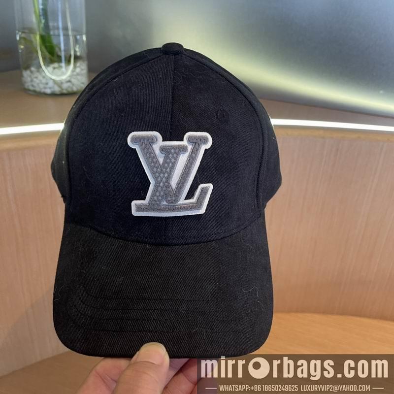 Replica LV cap 121405