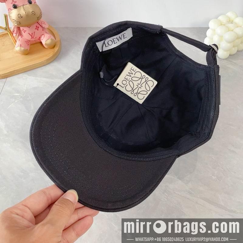 Replica Loewe cap dx20