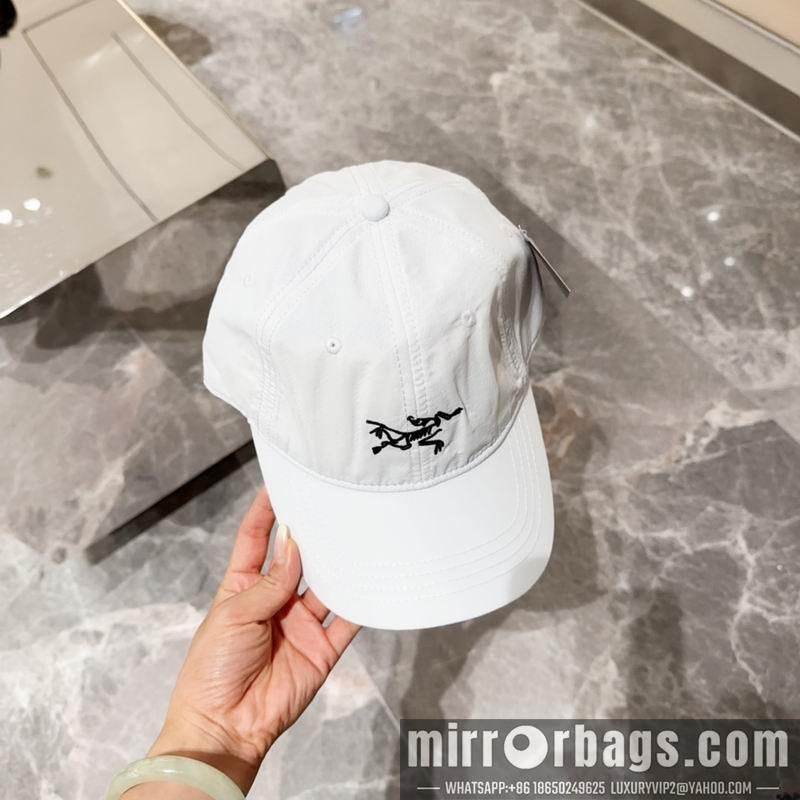Replica Arcteryx cap dx11