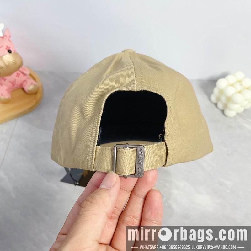 Replica YSL cap dx17