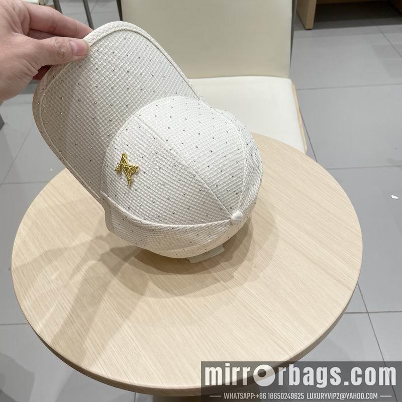 Replica LV Hat 021003