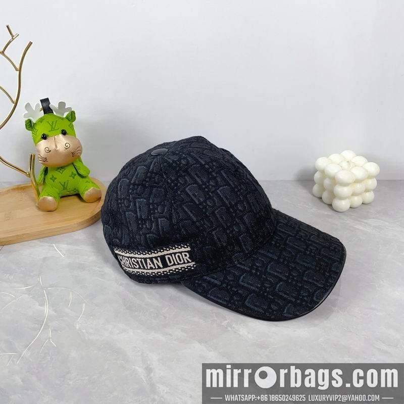Replica Dior cap dx66