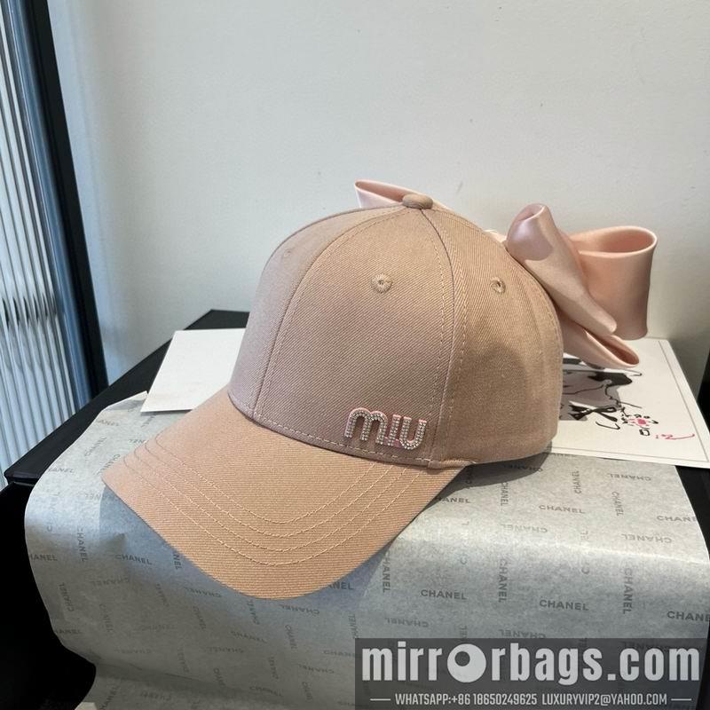 Replica Miumiu cap dx06