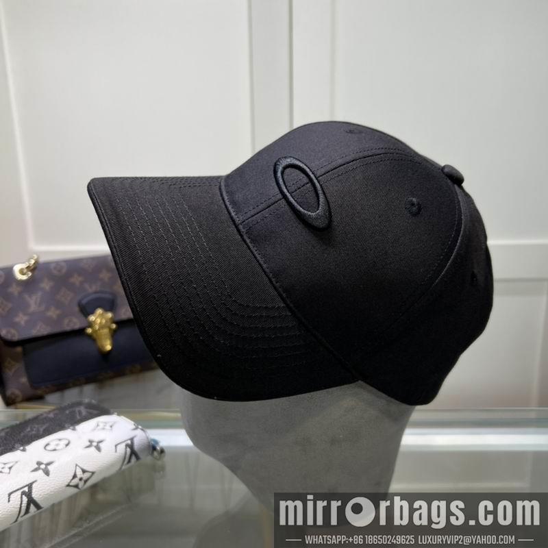 Replica Other cap dx07