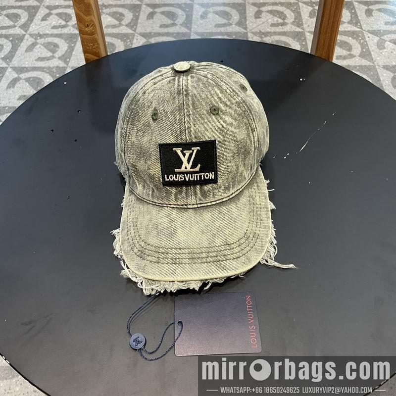 Replica LV cap 042811