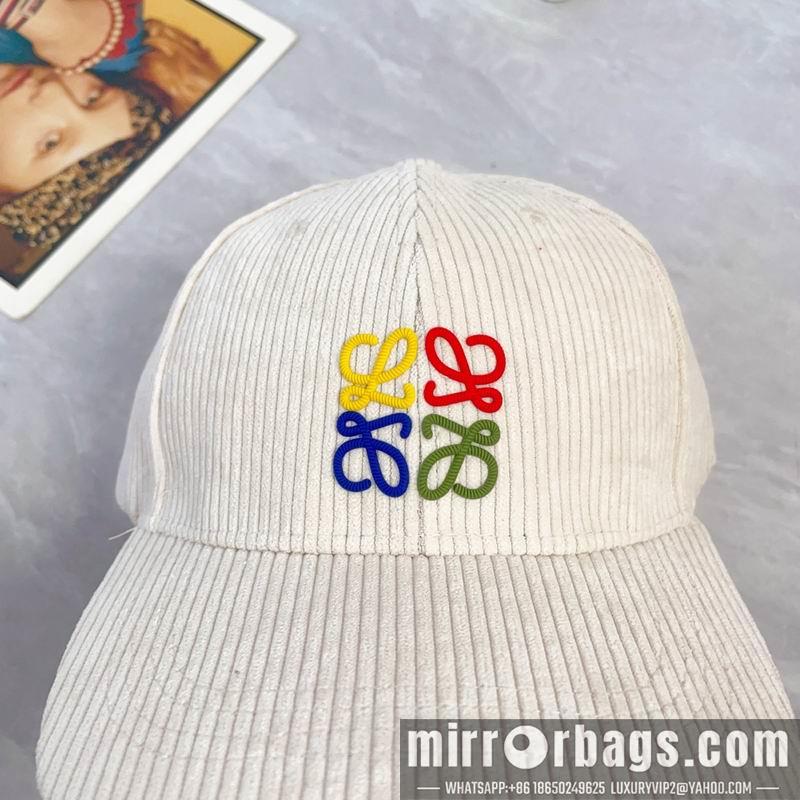 Replica Loewe cap dx15