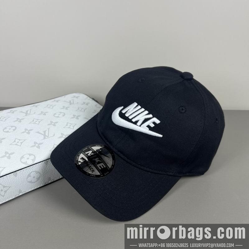Replica Nike cap dx12