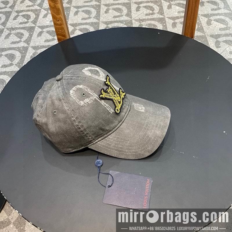 Replica LV cap 020803