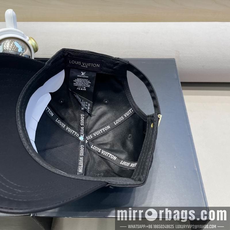 Replica LV Hat 041406